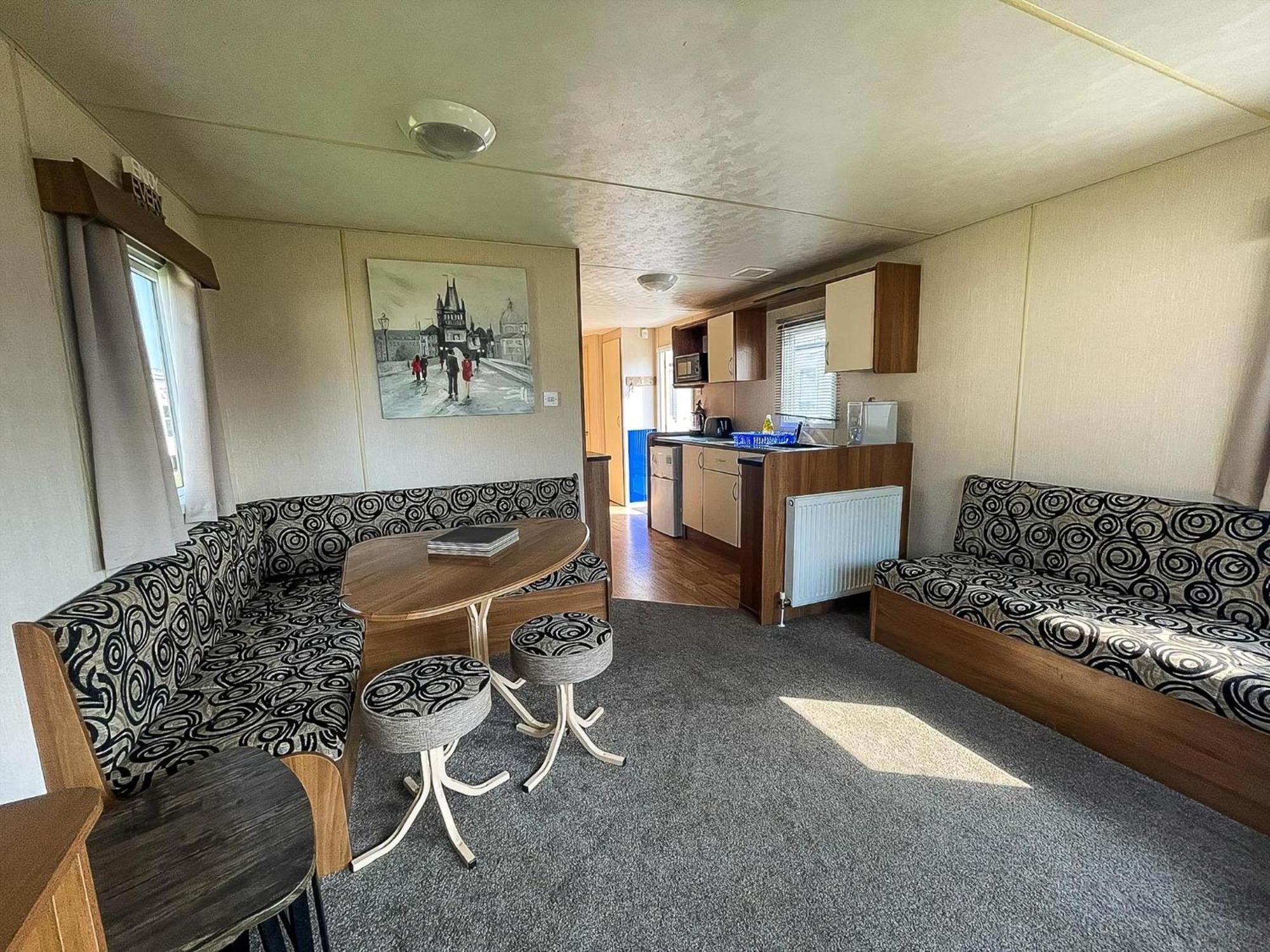 8 Berth Caravan With Decking At Sunnydale In Lincolnshire Ref 35087S Louth  Ngoại thất bức ảnh